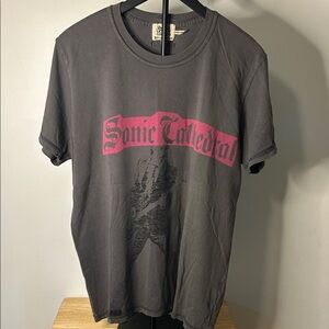 Juicy Couture Gray and Pink Graphic Tee